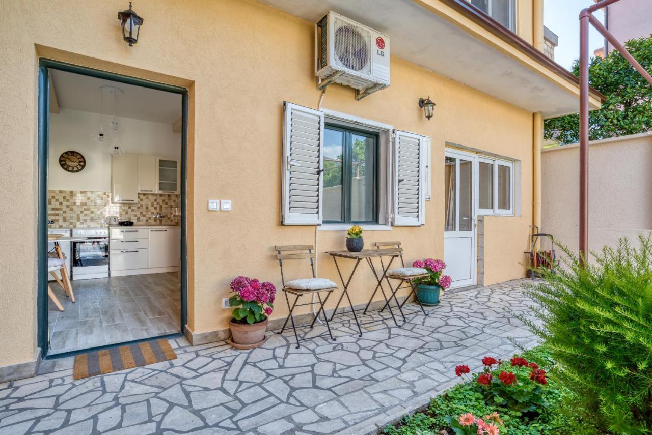 Boka Bay Paradise Apartments - Oasis Of Piece Котор Екстериор снимка